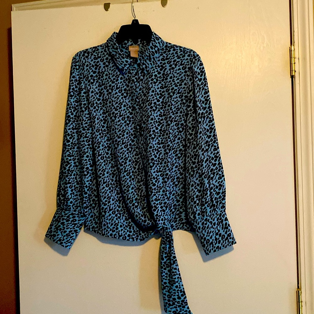 Beautiful silky tie waist blouse.  Blue with black print